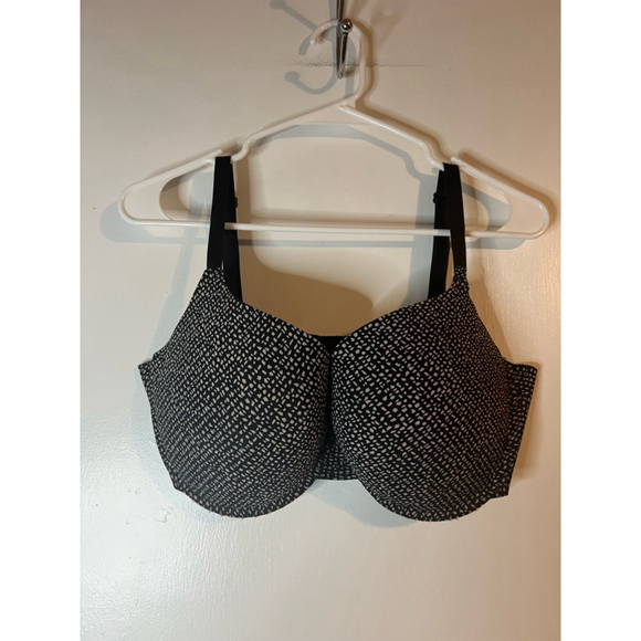 Adrienne Vittadini Other - Women's Adrienne Vittadini Bra Size 40D Black